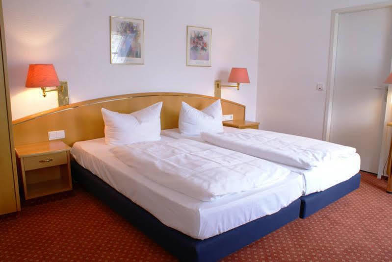 Landhotel Jagdschloesschen Ашеберг Экстерьер фото